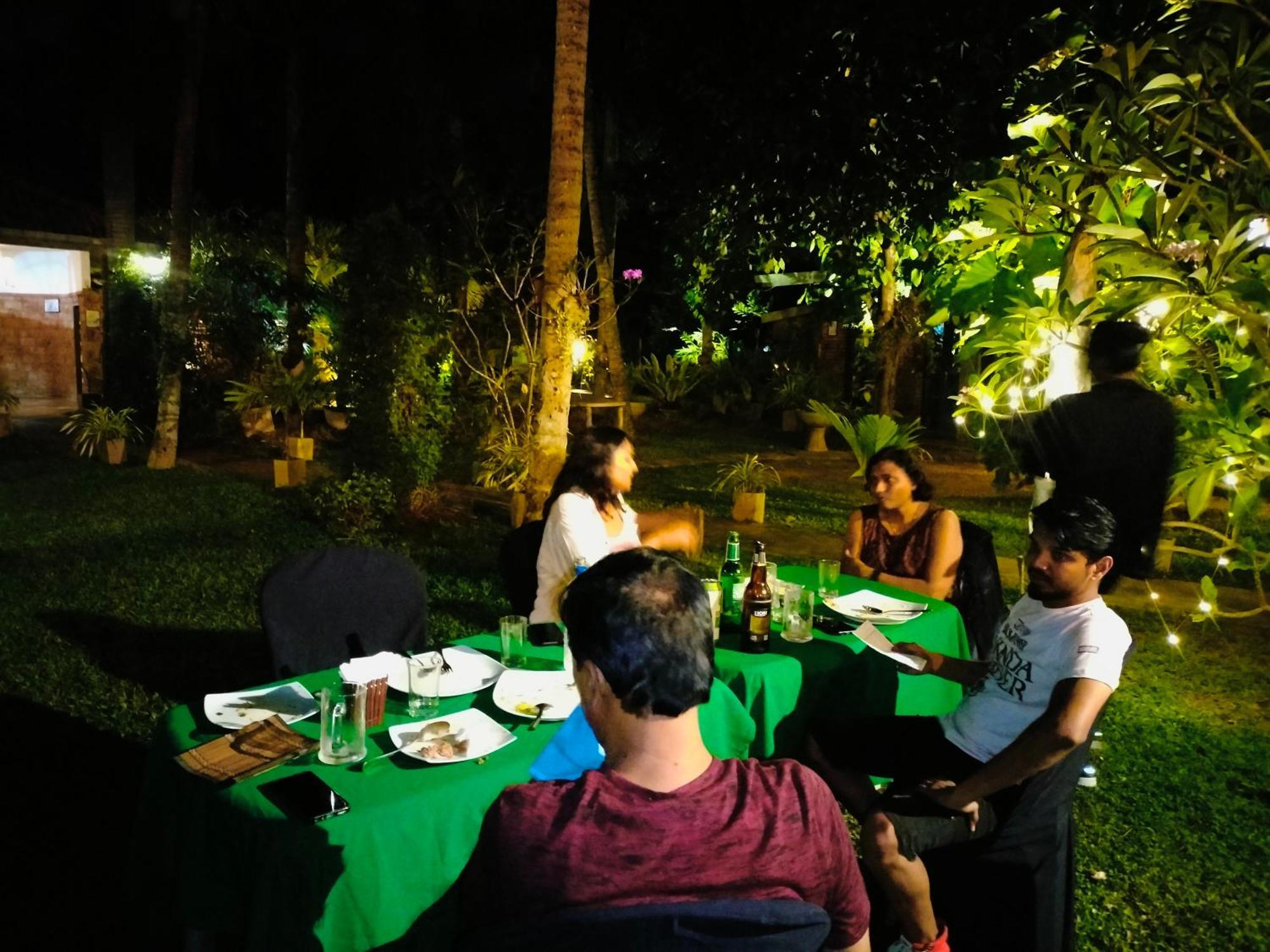 Pavana Hotel Negombo Kültér fotó